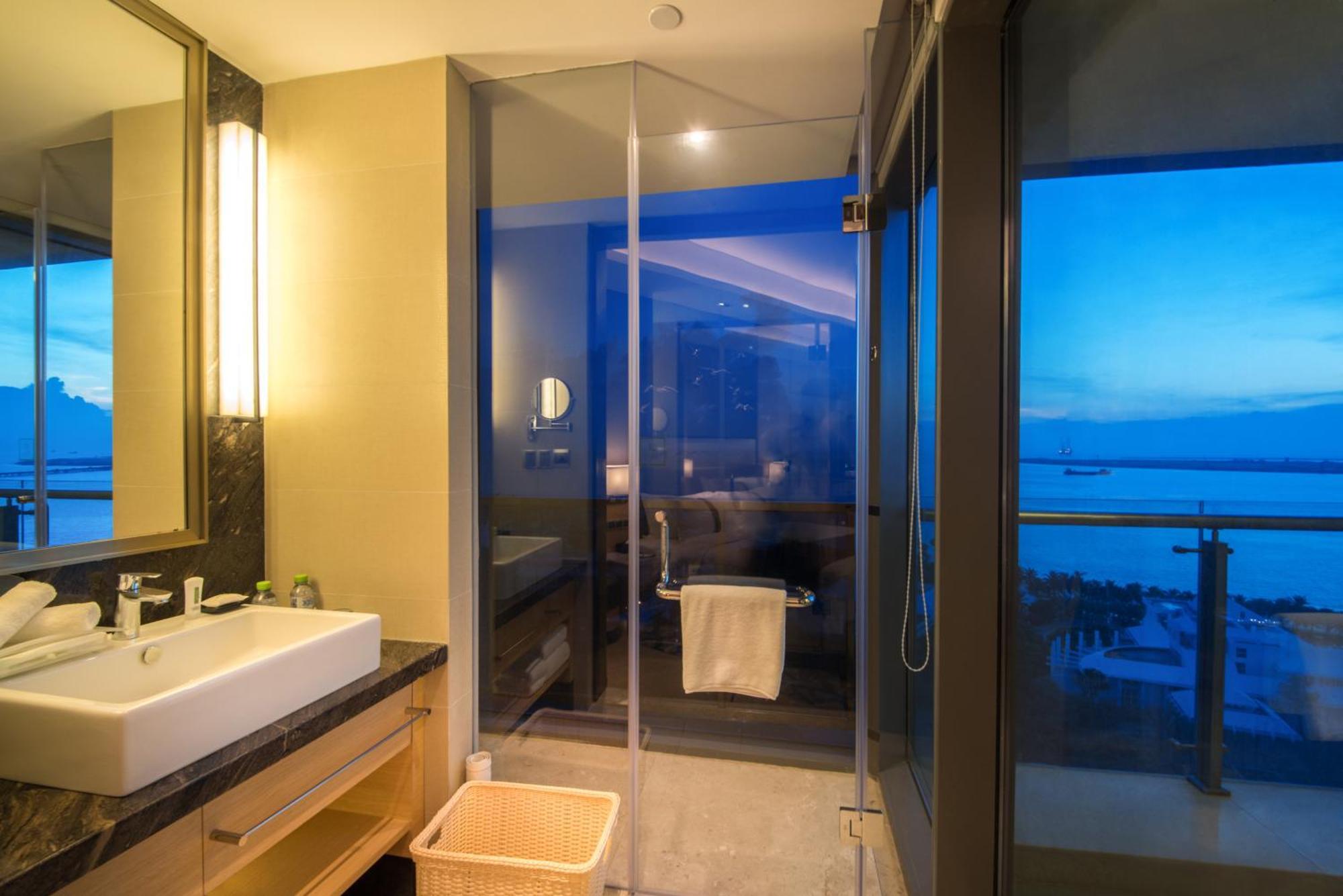 Holiday Inn Haikou West Coast By Ihg Eksteriør bilde