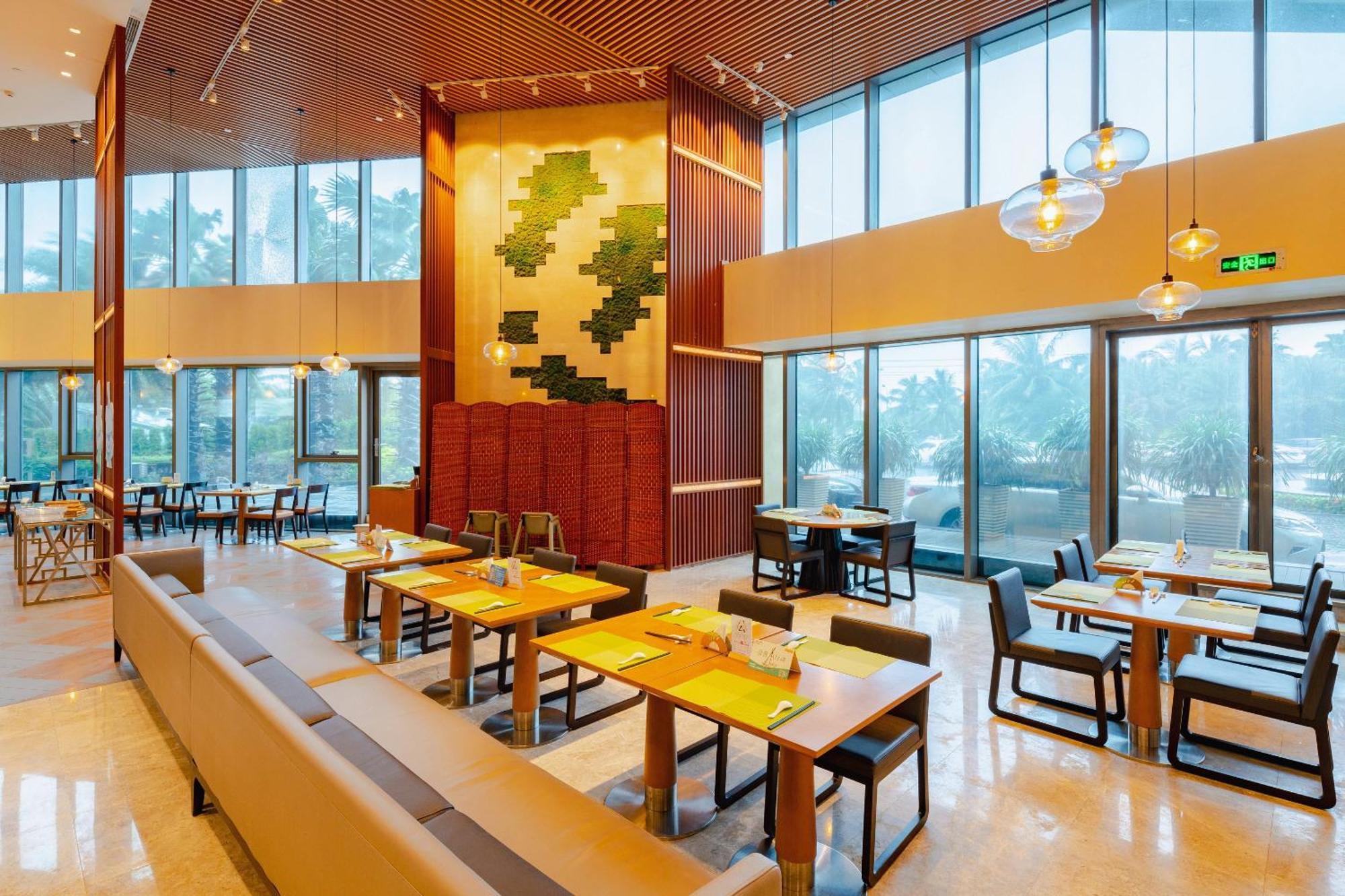 Holiday Inn Haikou West Coast By Ihg Eksteriør bilde