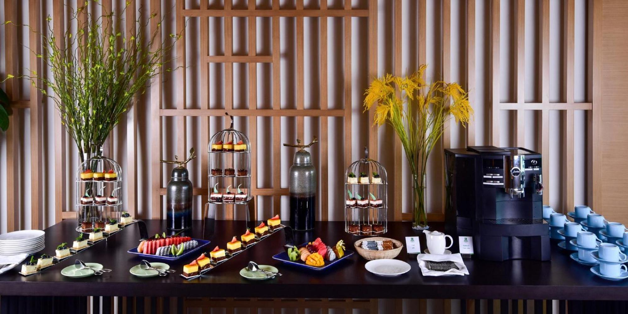 Holiday Inn Haikou West Coast By Ihg Eksteriør bilde