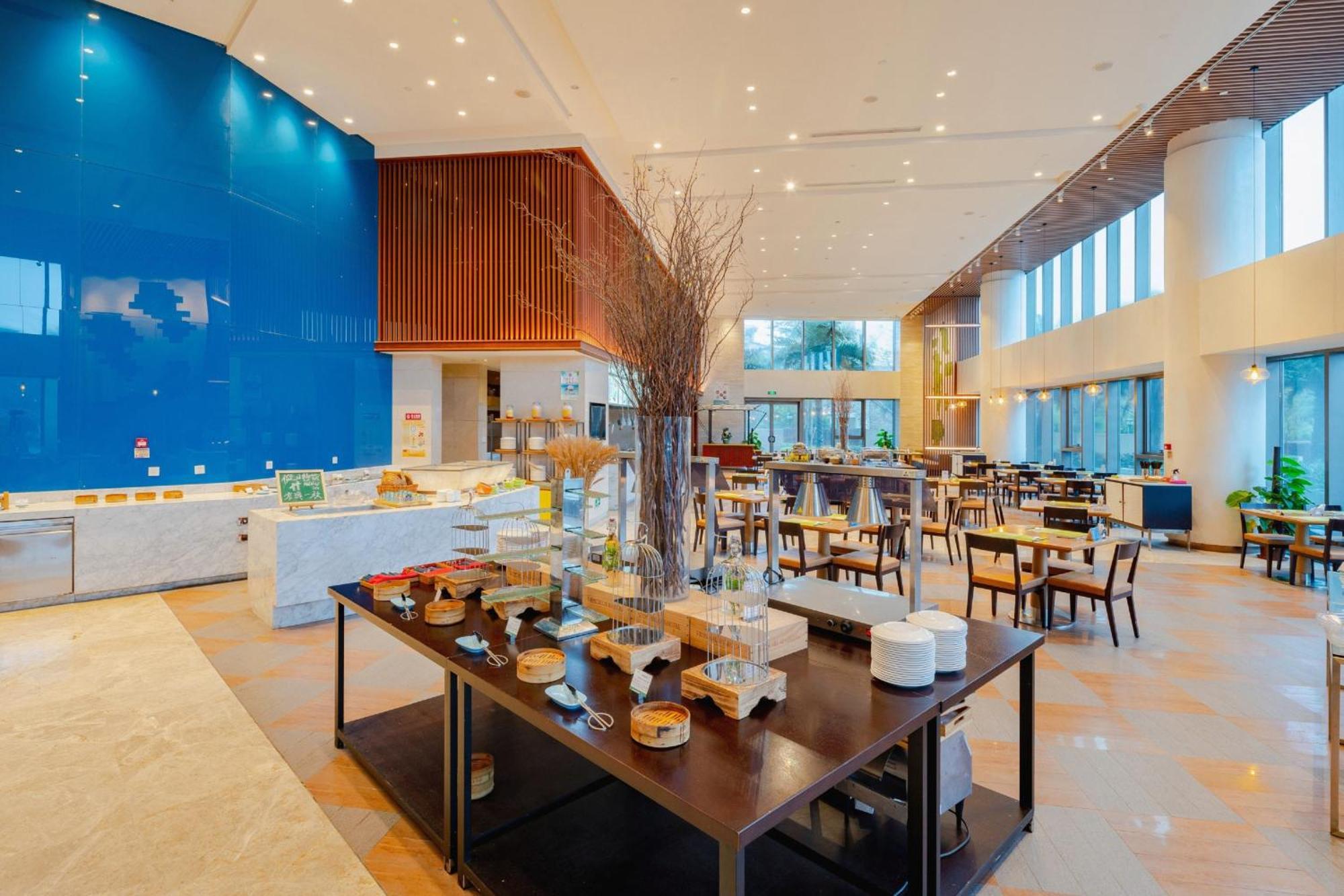 Holiday Inn Haikou West Coast By Ihg Eksteriør bilde